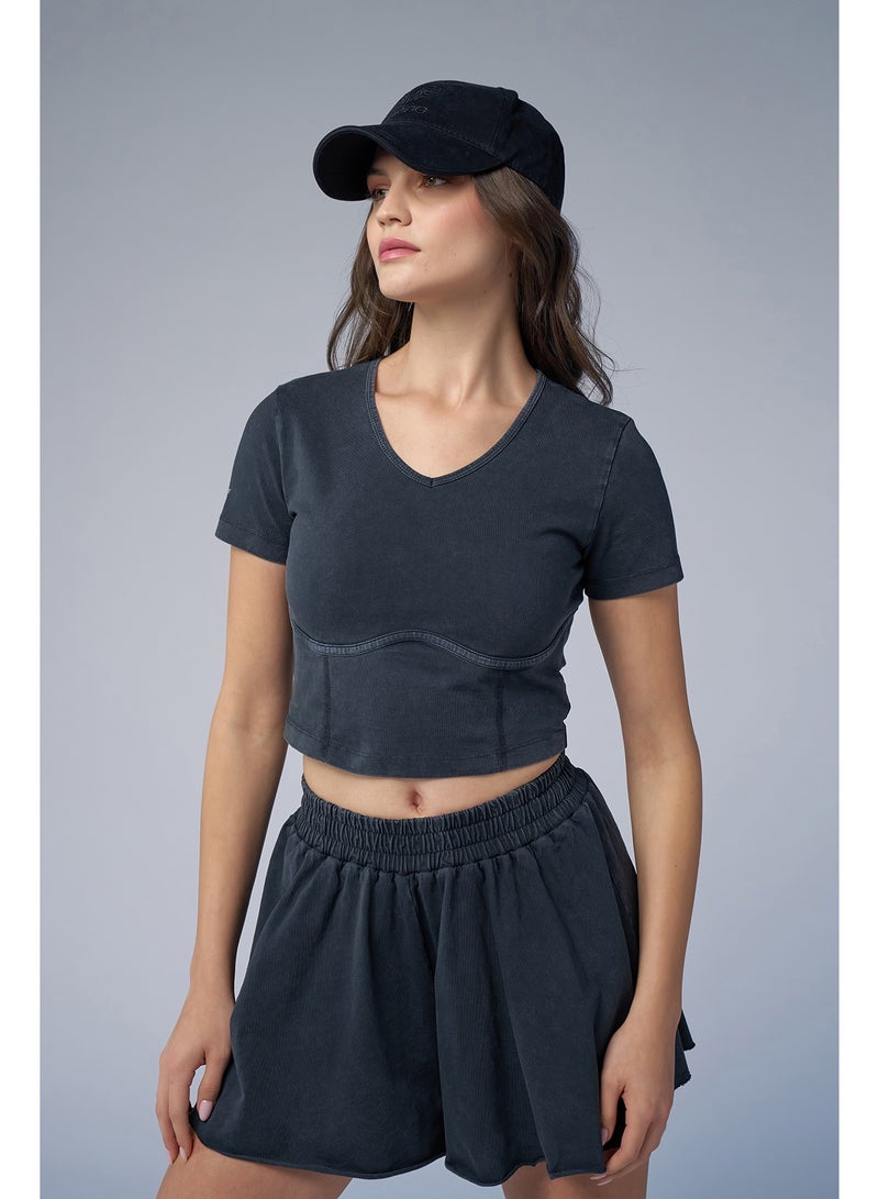 Bilcee Women SHORT - Image 4